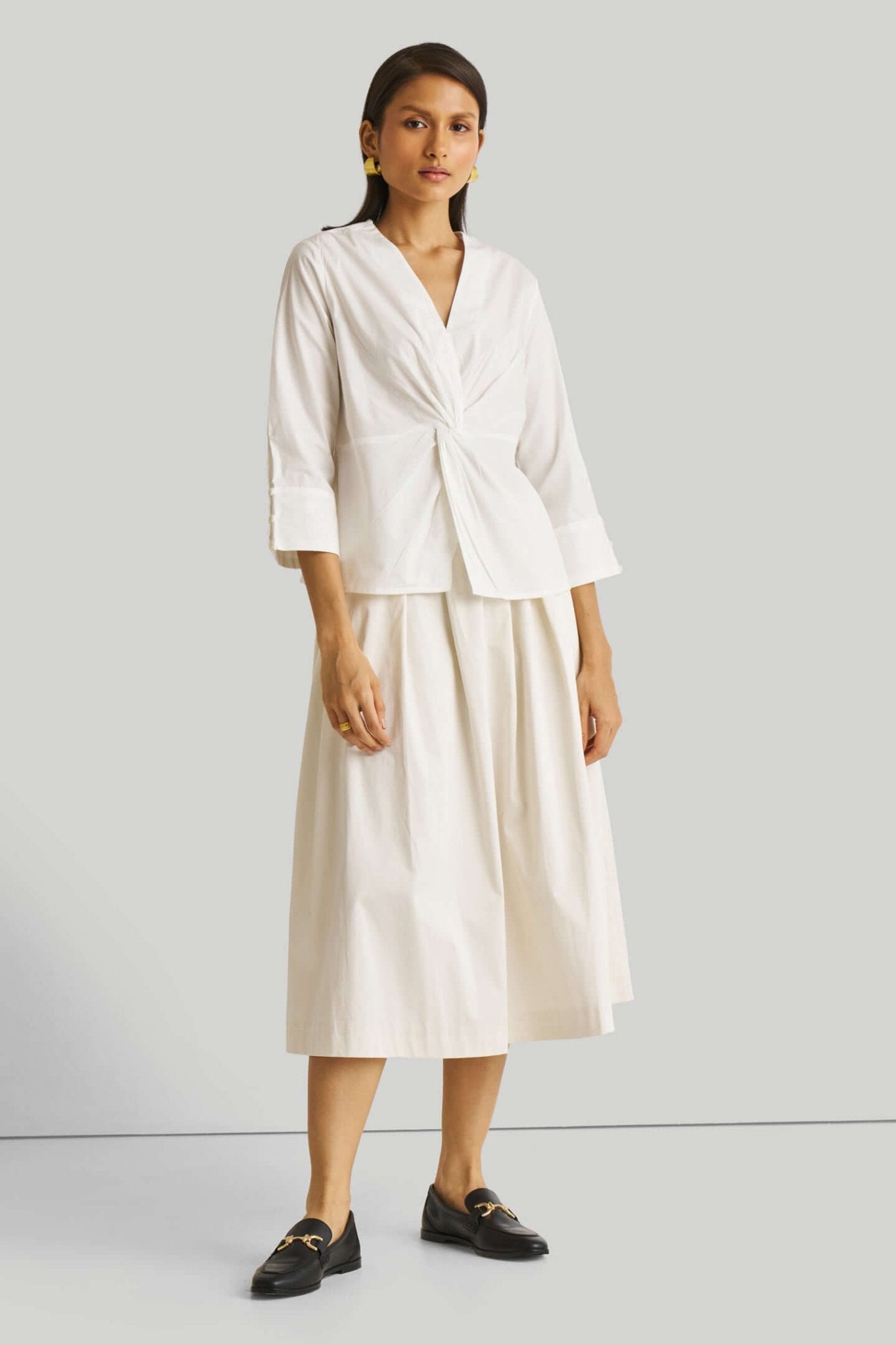 DRW'SDC-2513910Front Twist Top in White